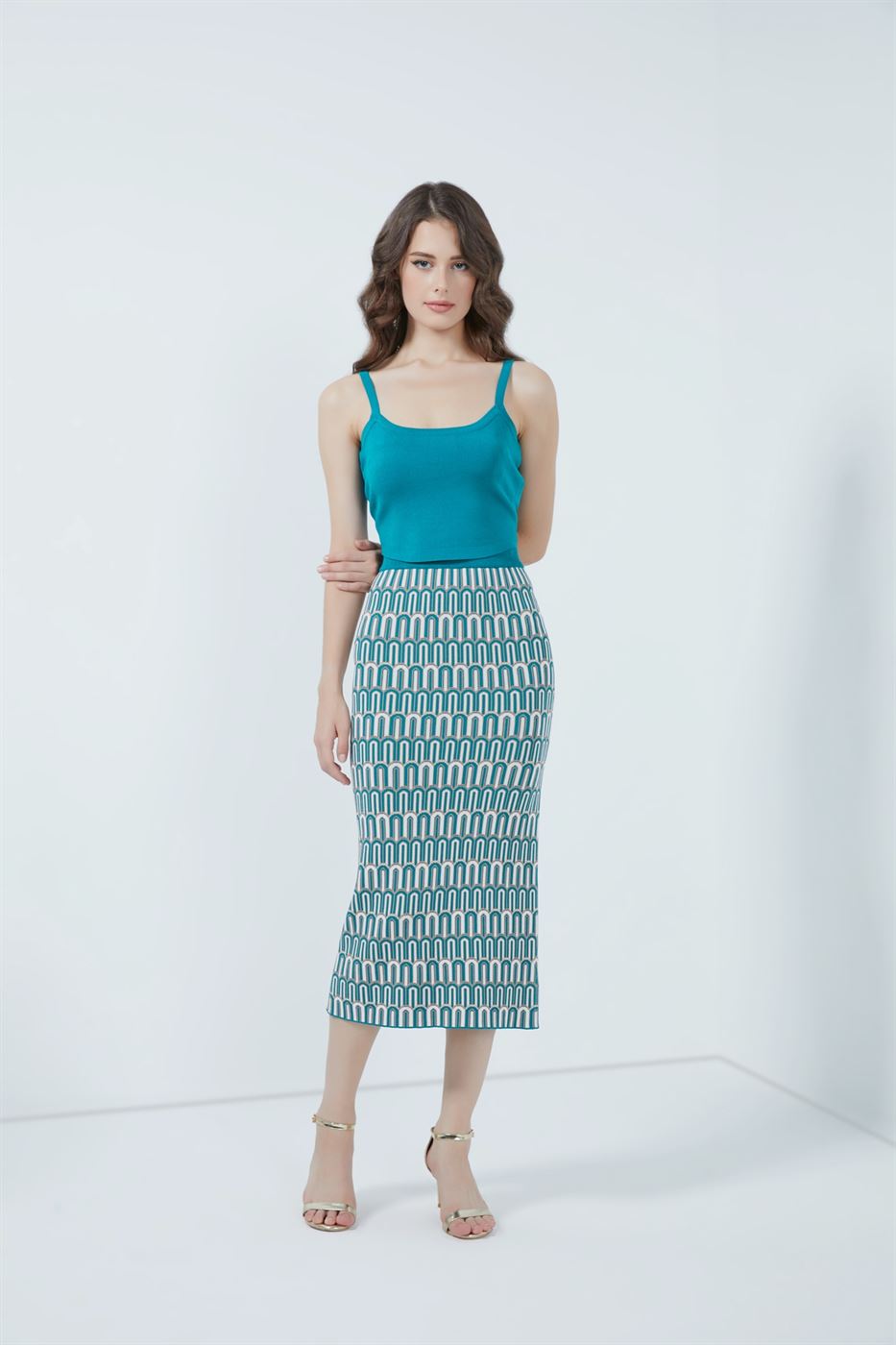 Cropped Knit Top - Femi9 EG