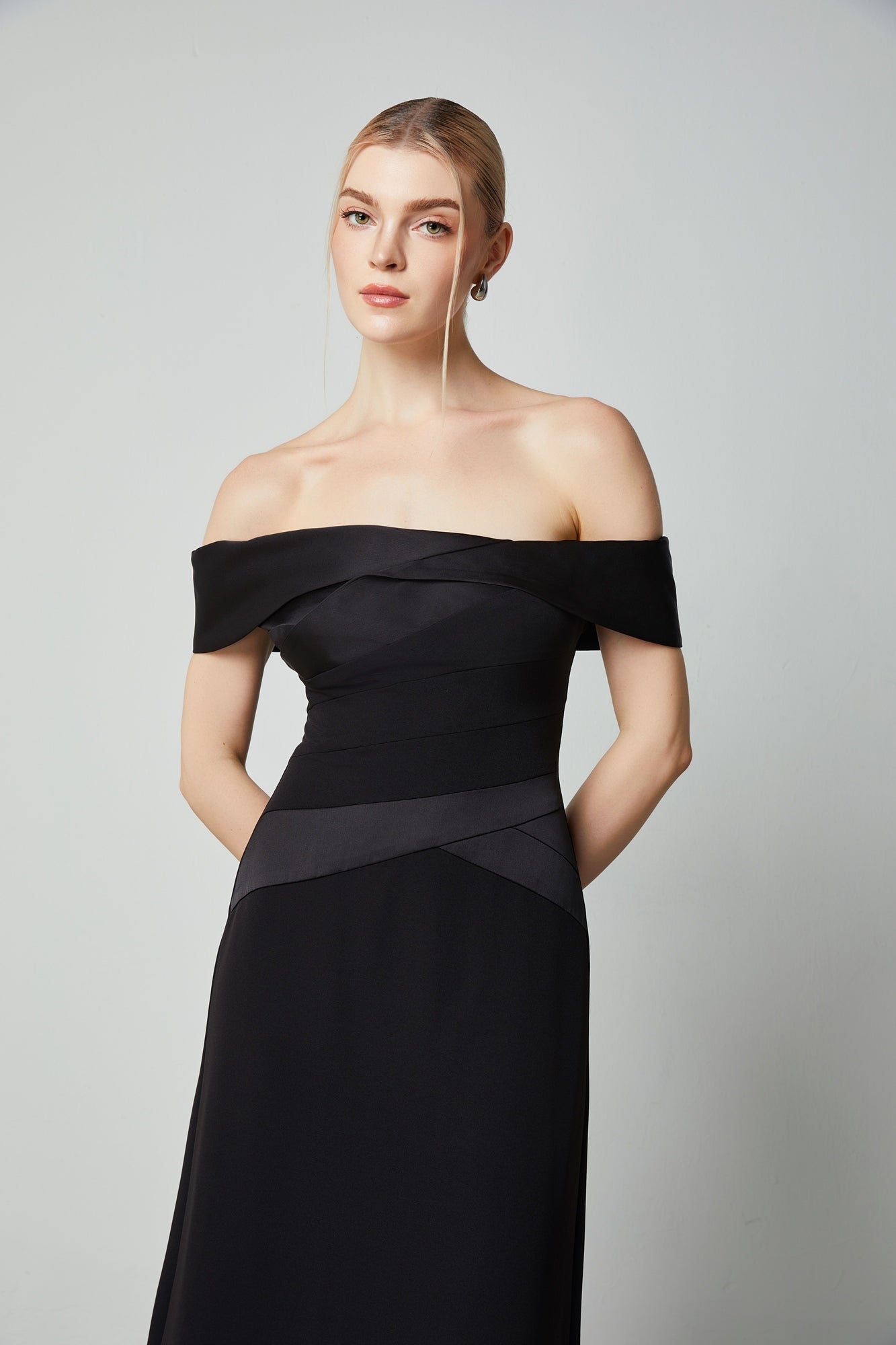 Off-Shoulder Fitted Dress - Femi9 EG