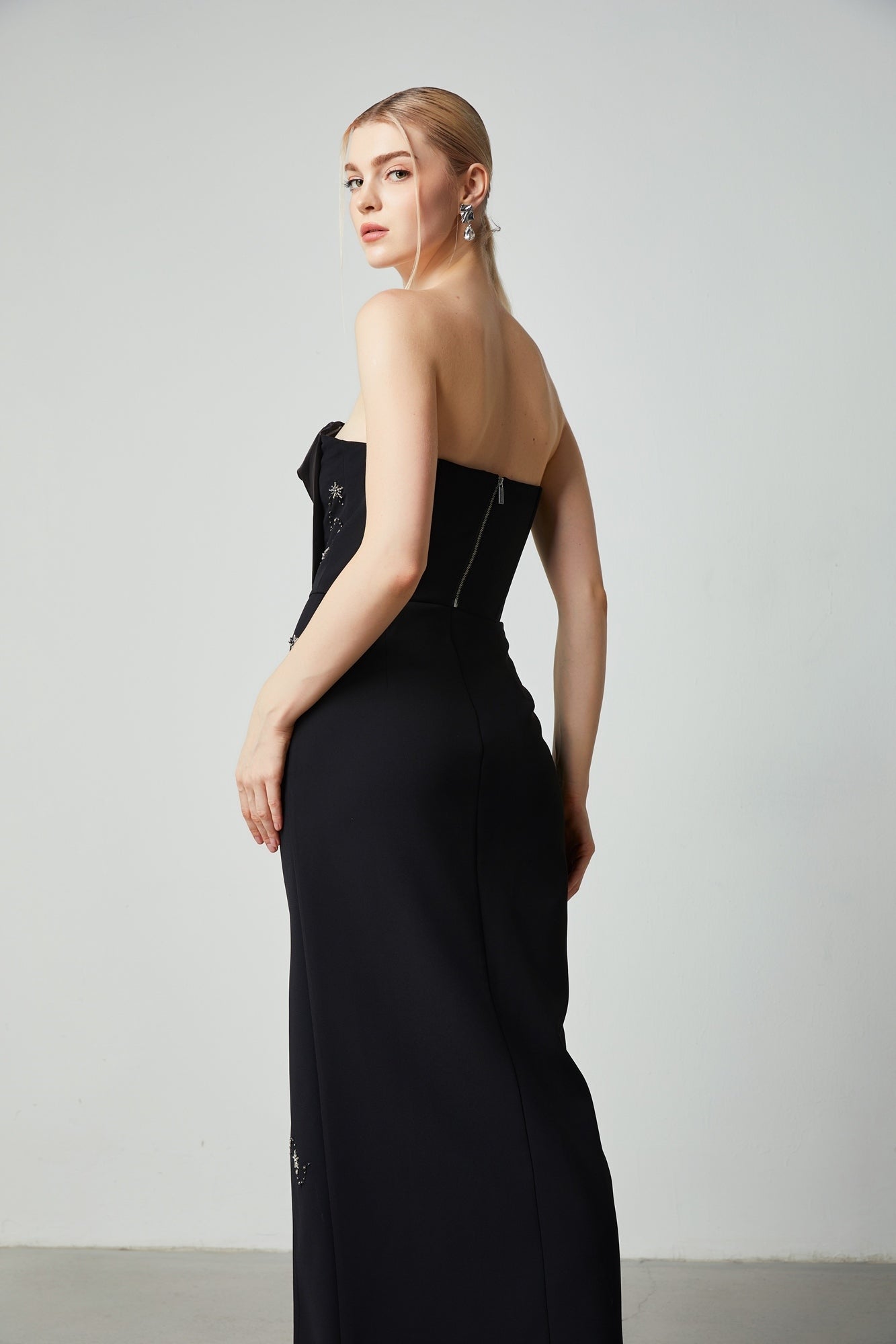 Sleeveless Embellished Top - Femi9 EG