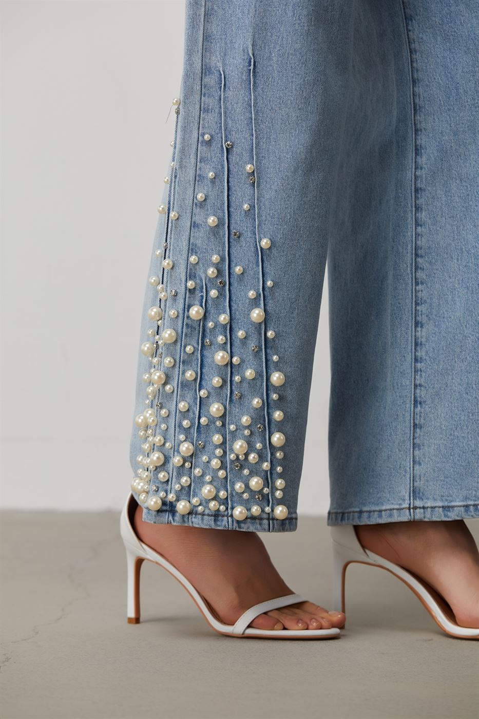 Straight Leg Jeans - Femi9 EG