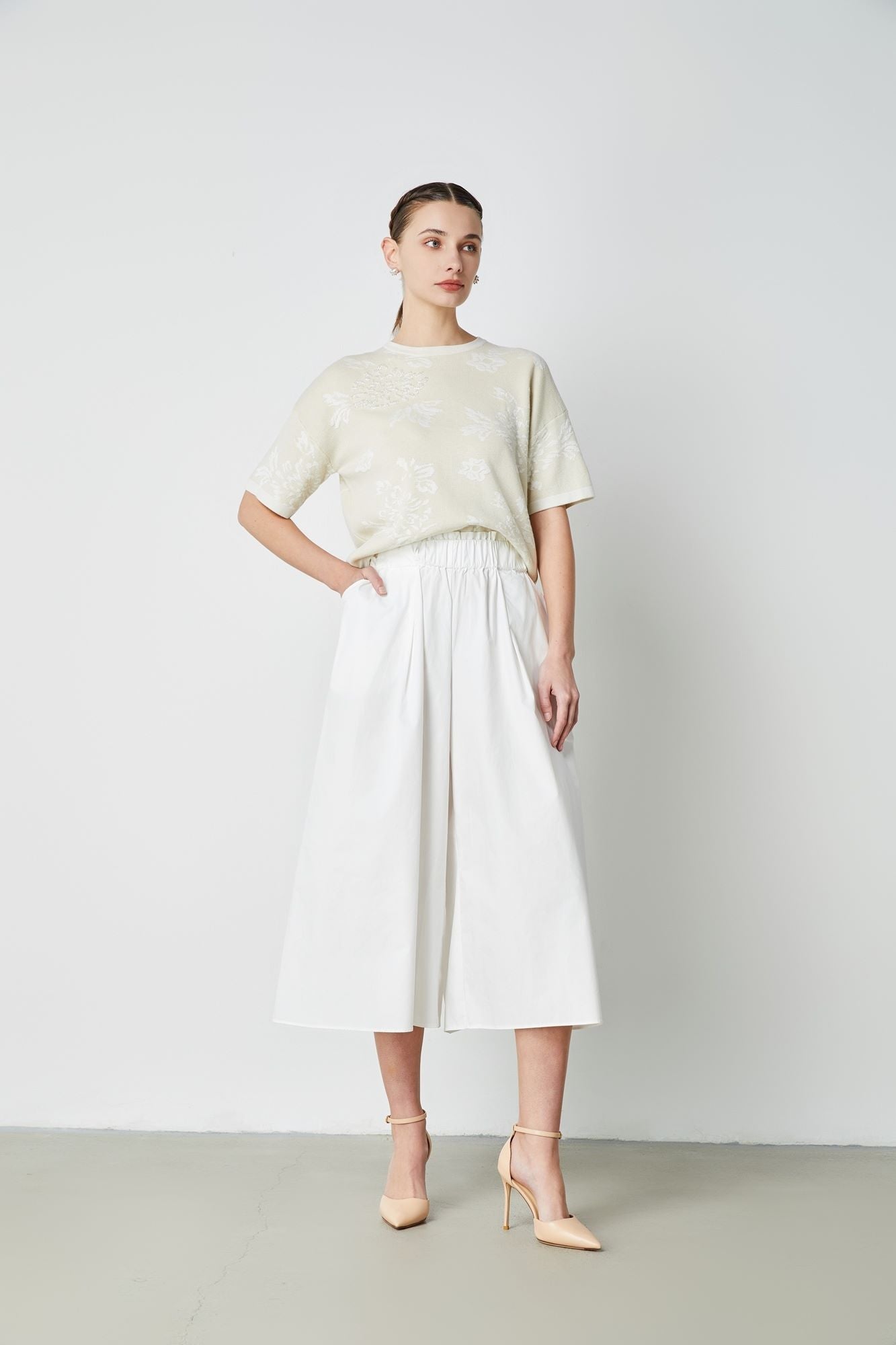 Embellished Flower Top - Femi9 EG