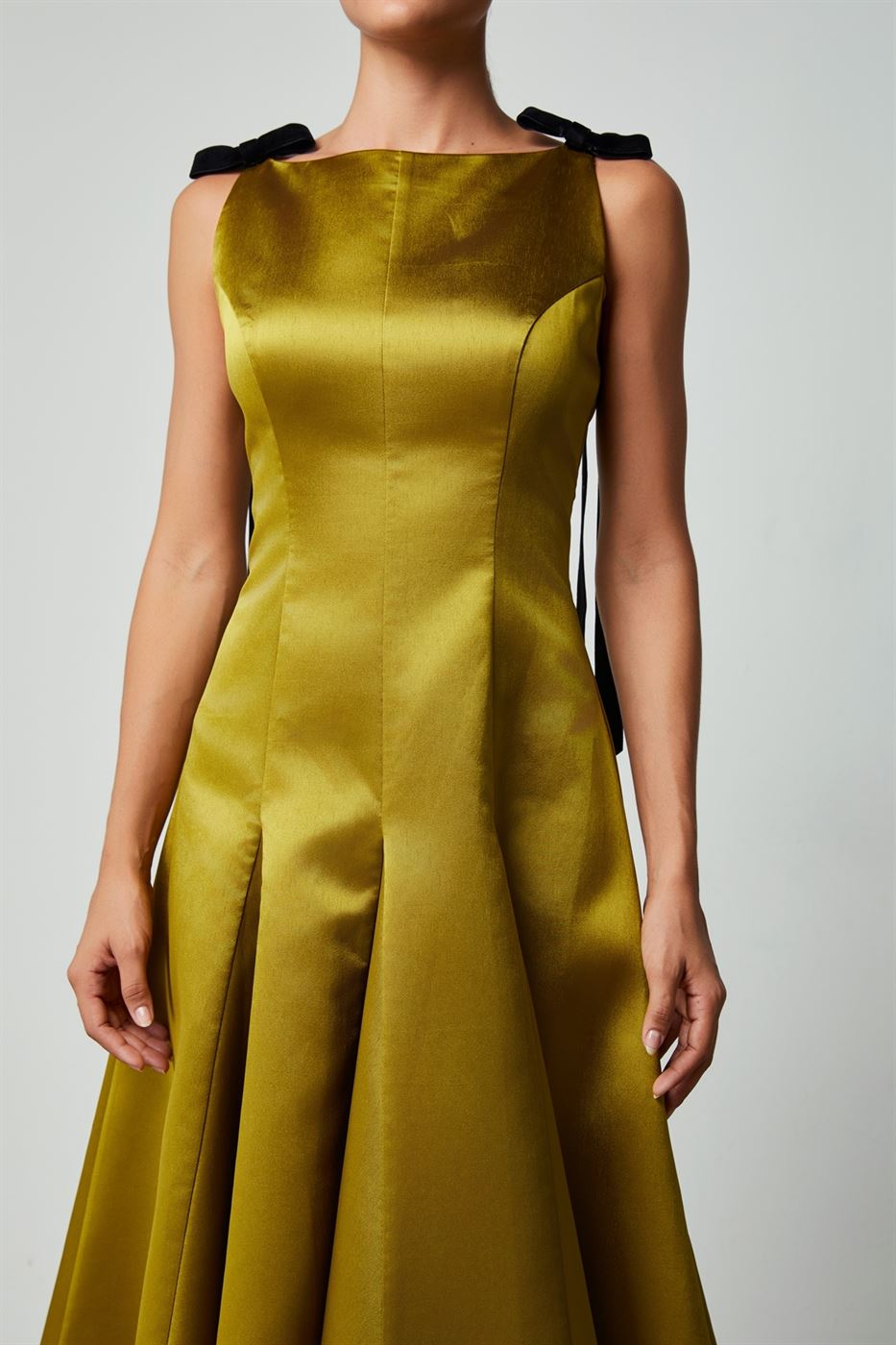 Bow AppliquâˆšÂ© Dress - Femi9 EG