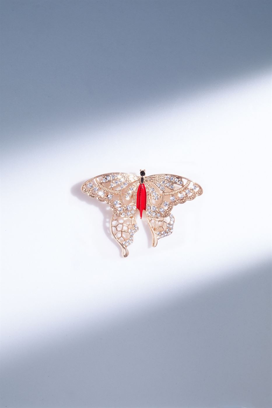 Butterfly Design Brooch - Femi9 EG
