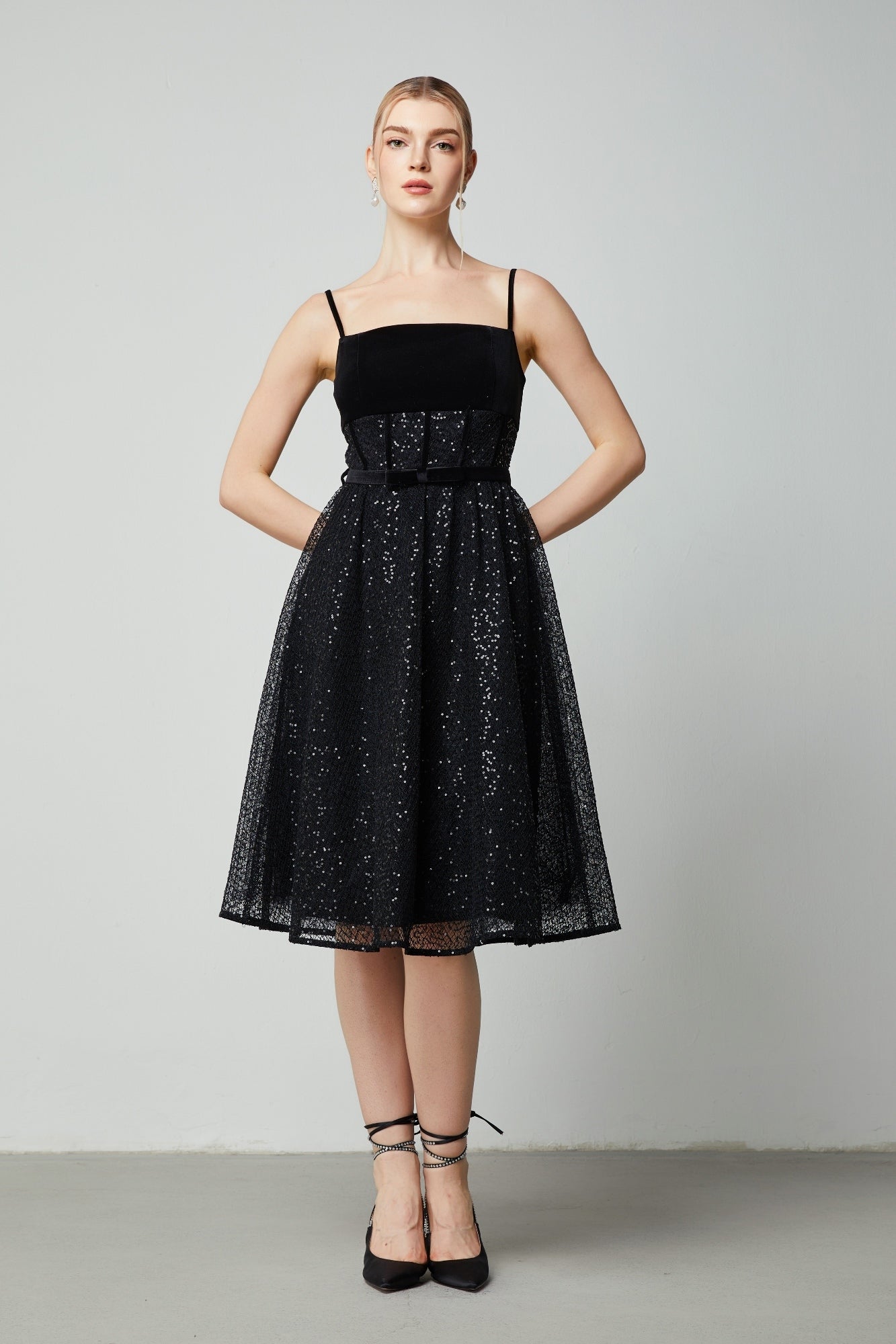 Velvet And Sequin Dress - Femi9 EG