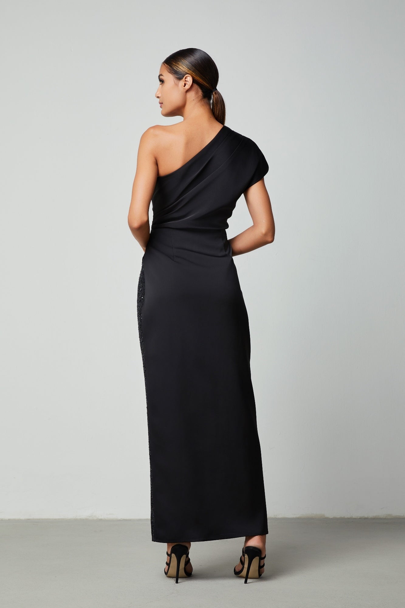 Contrasting Sequin Dress - Femi9 EG