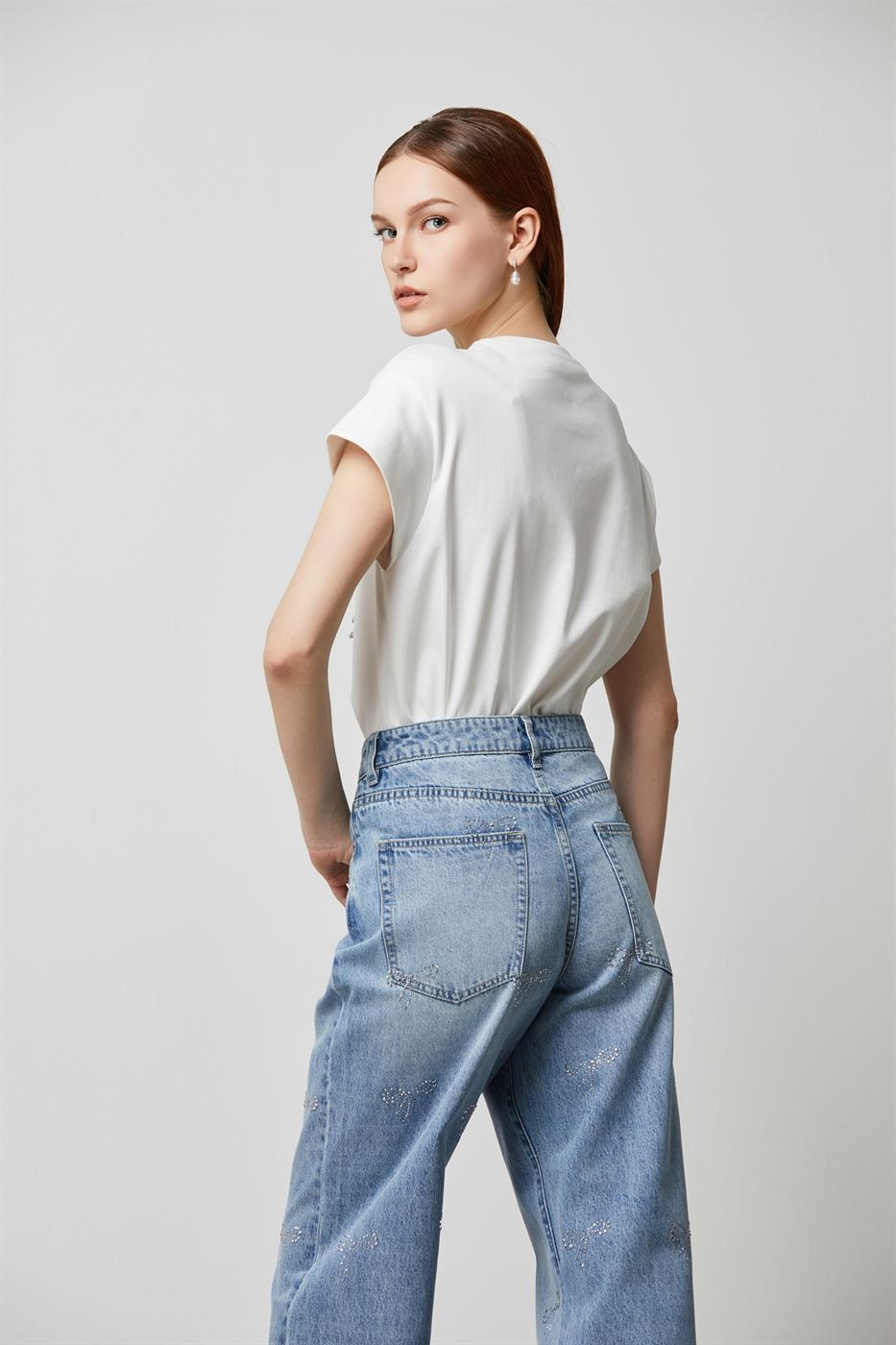 Bow Embellished T Shirt - Femi9 EG