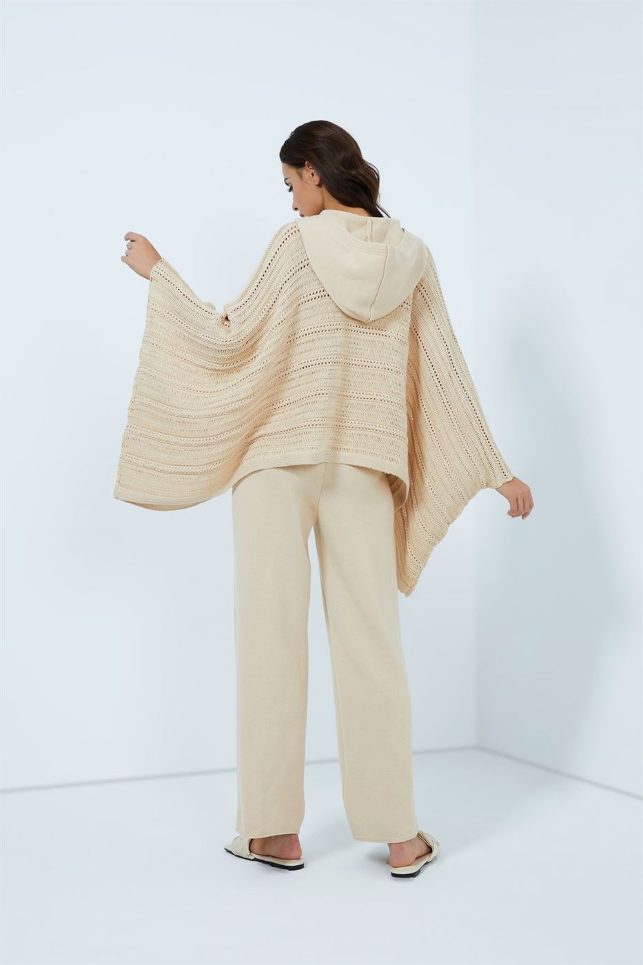 Hooded Poncho Sweater - Femi9 EG
