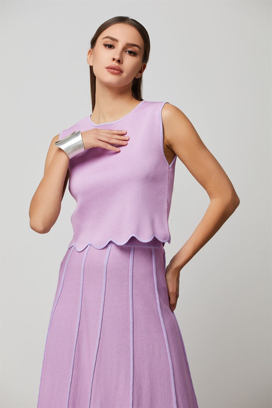 Scallop Hem Trimming Top - Femi9 EG
