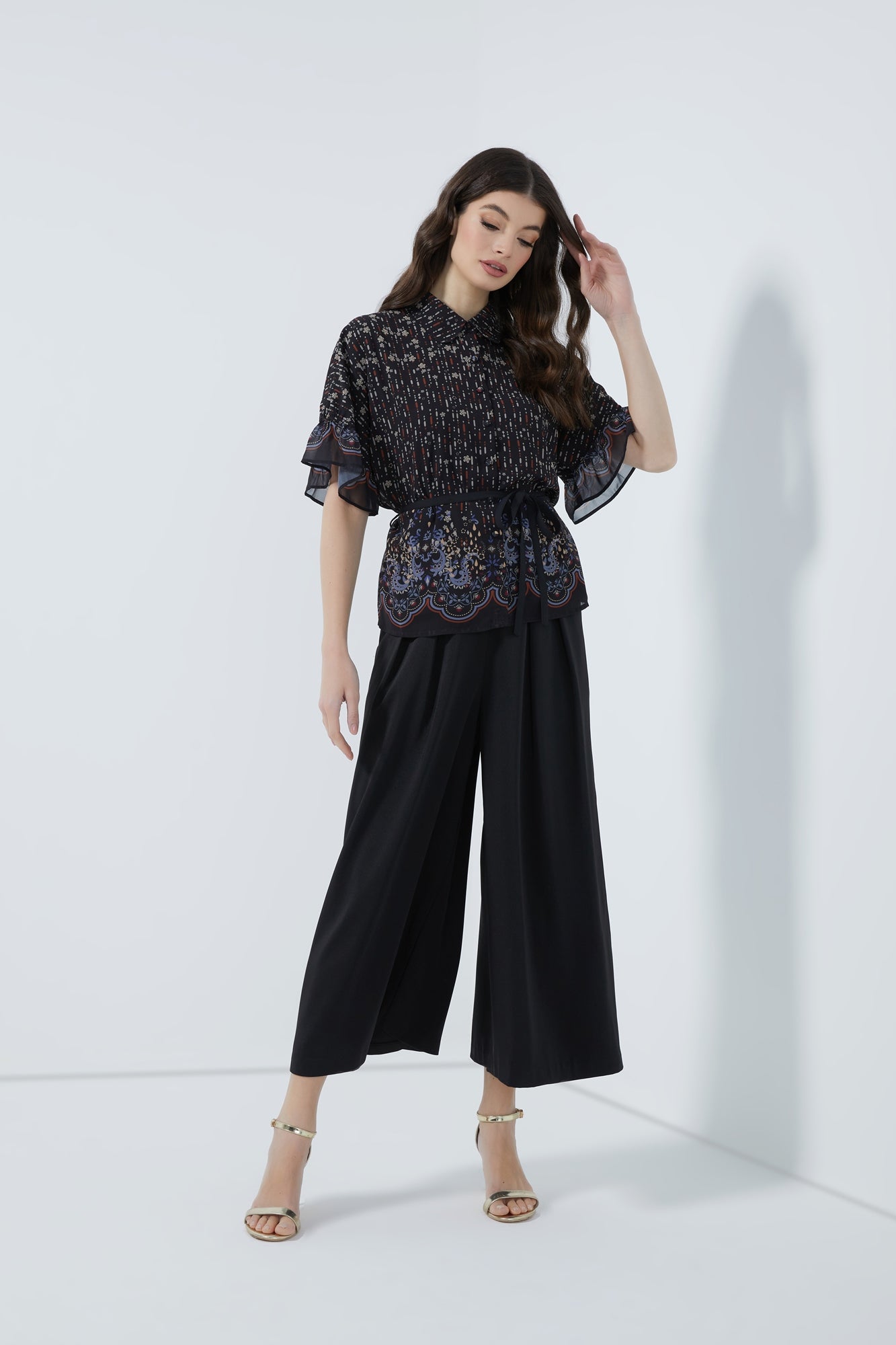 Cropped Pants With Folds - Femi9 EG