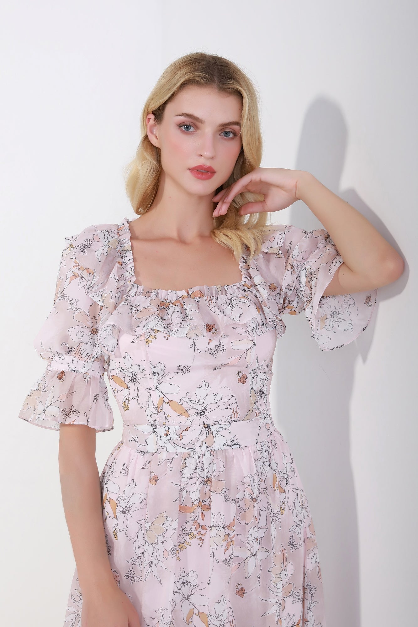 Swuare Neckline Floral Top - Femi9 EG