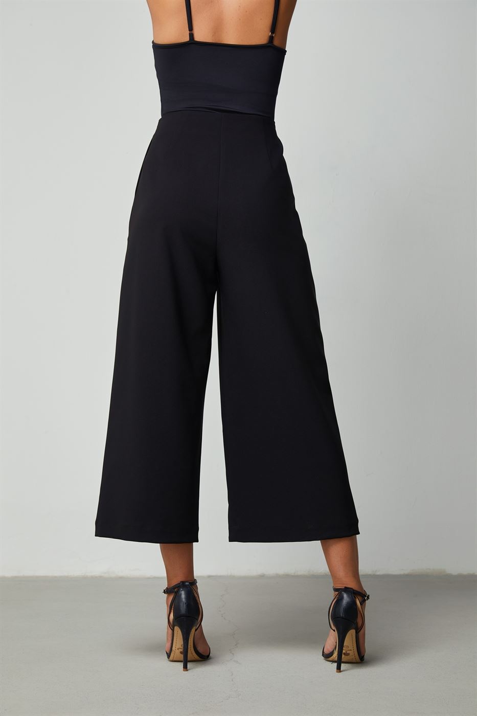 Pearl Embellishment Pants - Femi9 EG