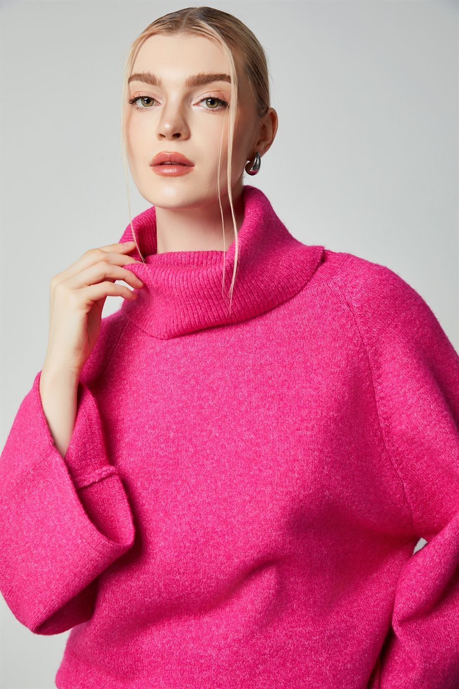 Turtleneck Loose Pullover - Femi9 EG
