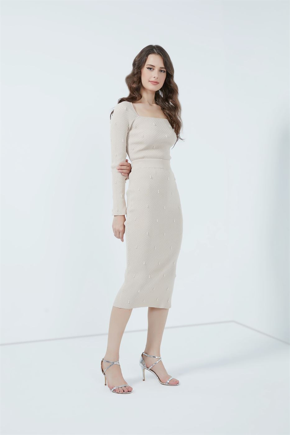 Pearls Embellished Knit Skirt - Femi9 EG