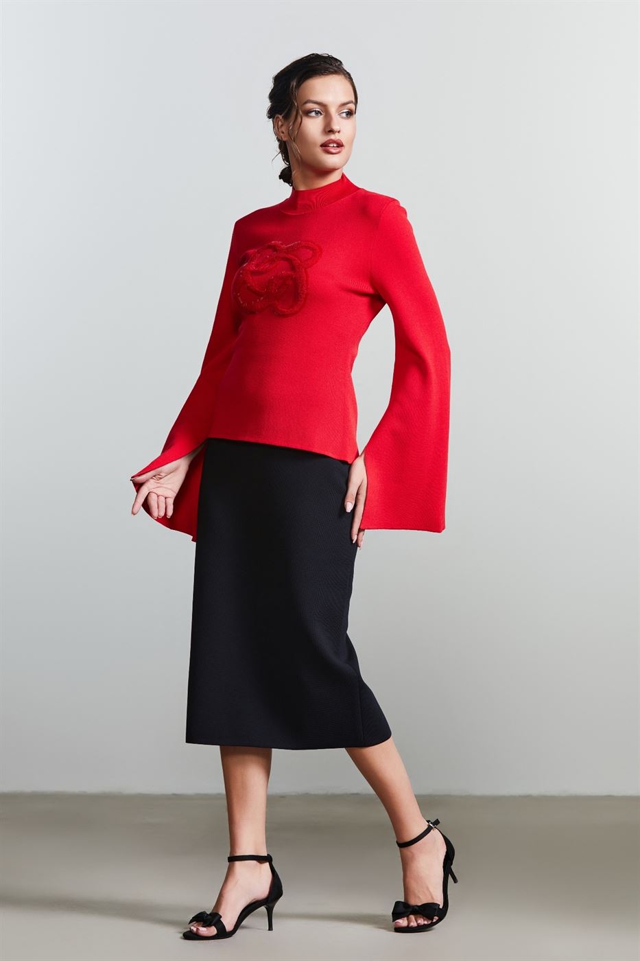 Flare Long Sleeves Pullover - Femi9 EG