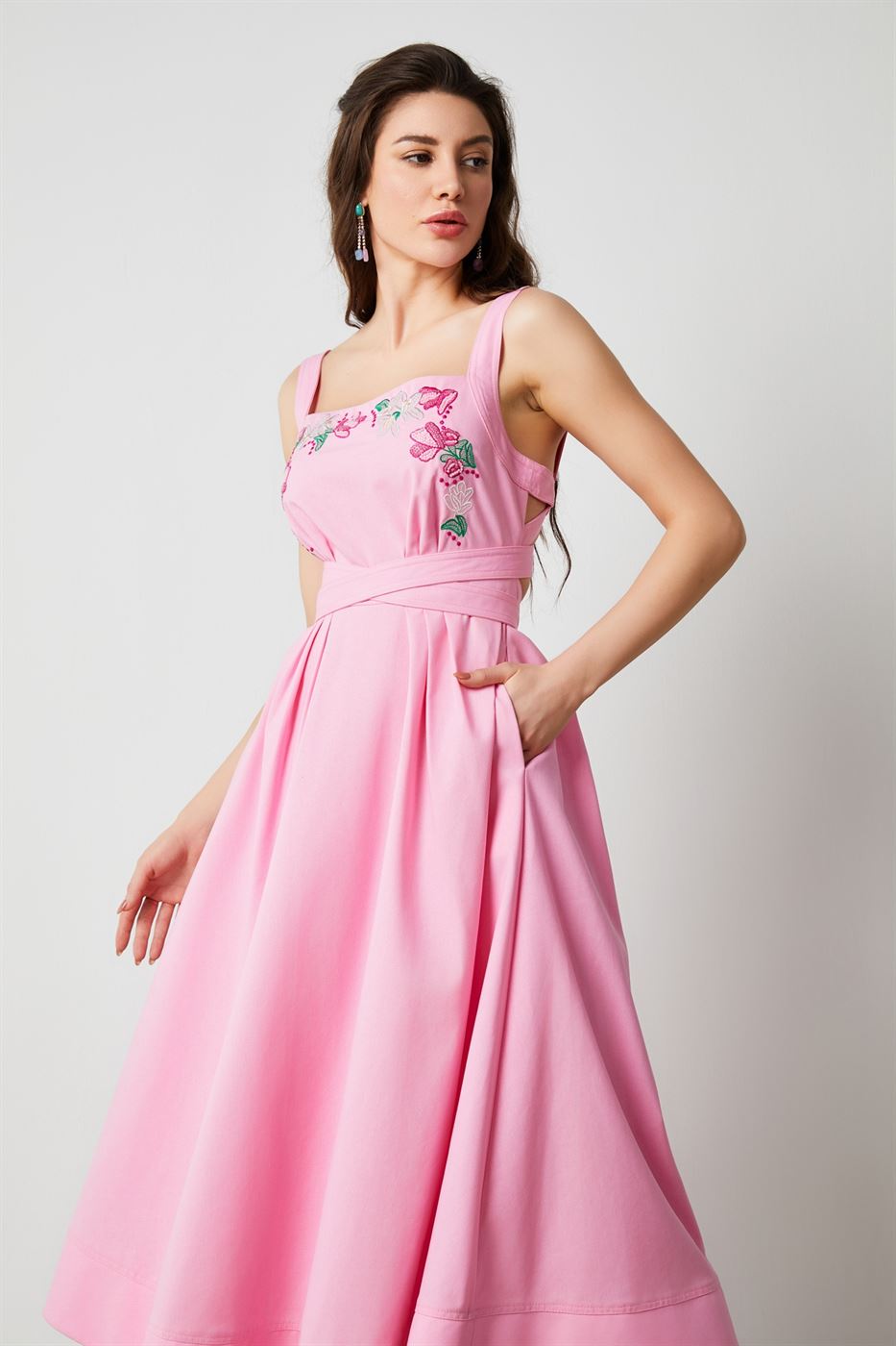 Floral Embroidery Dress - Femi9 EG