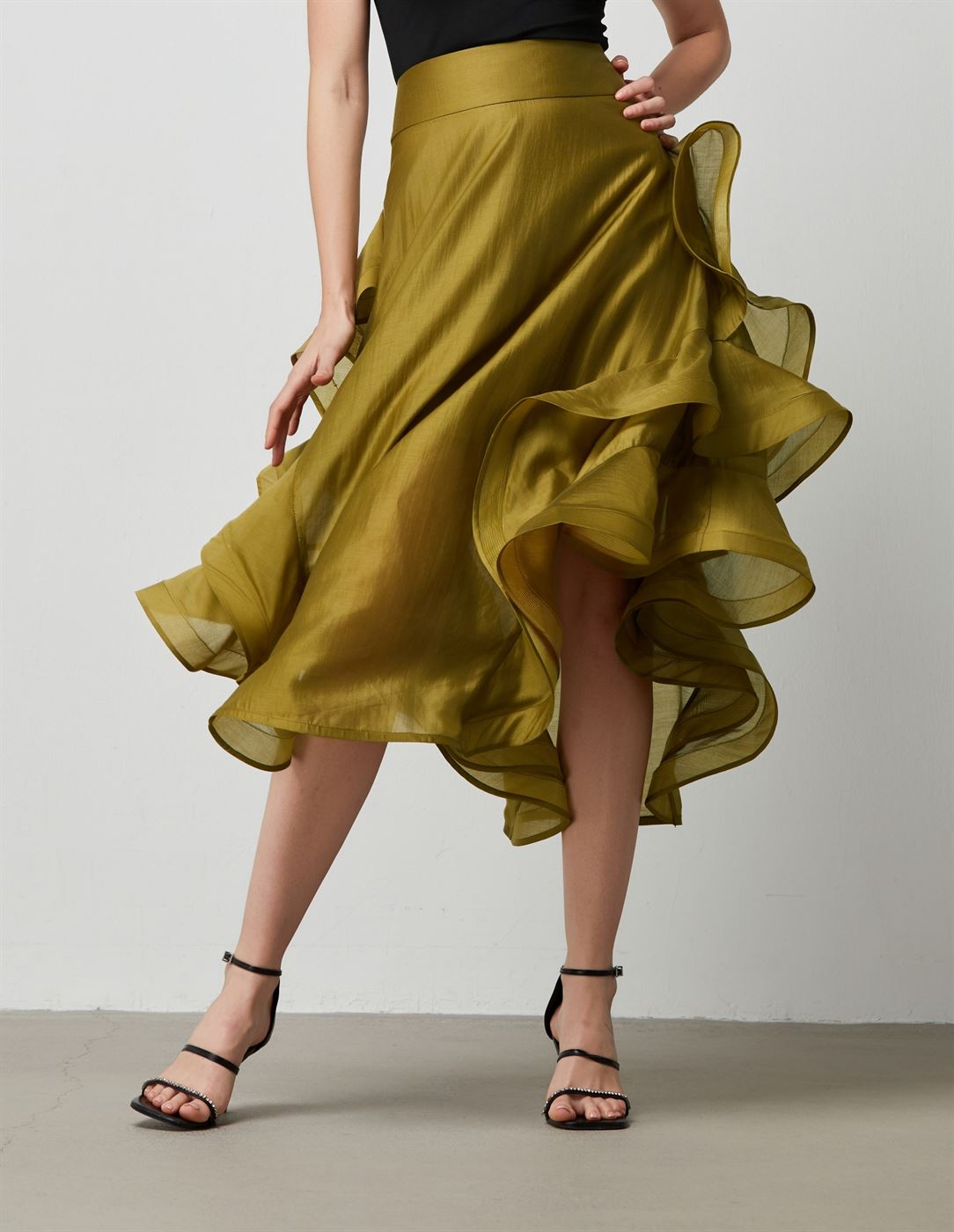 Statement Ruffled Detailed Skirt - Femi9 EG