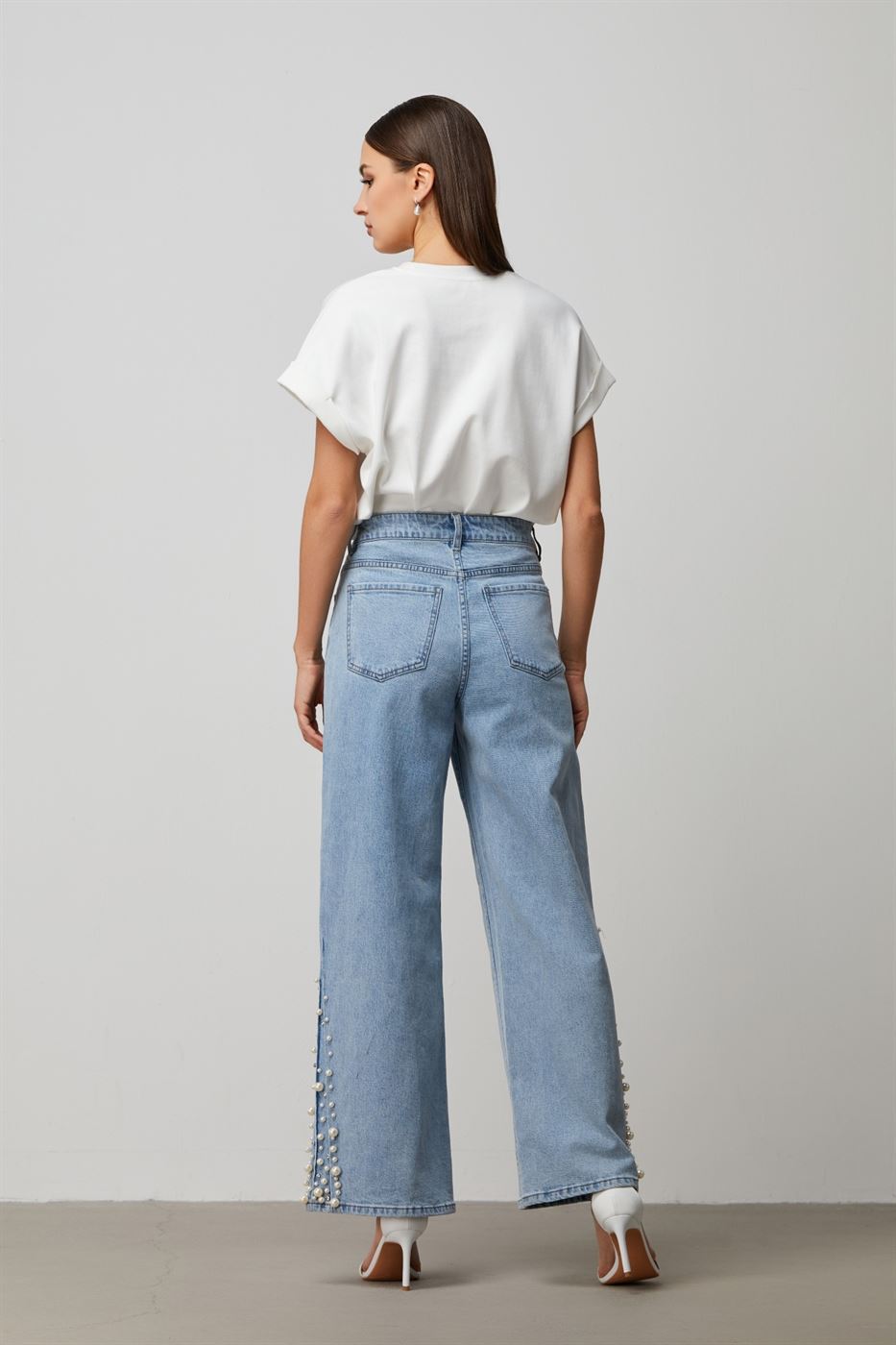 Straight Leg Jeans - Femi9 EG