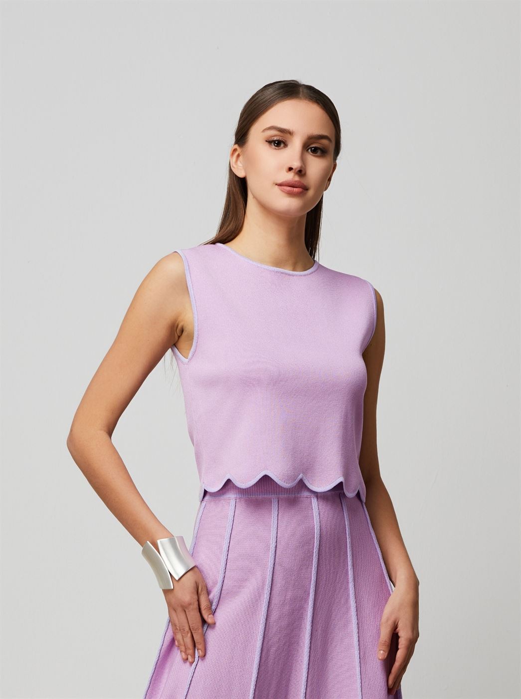 Scallop Hem Trimming Top - Femi9 EG