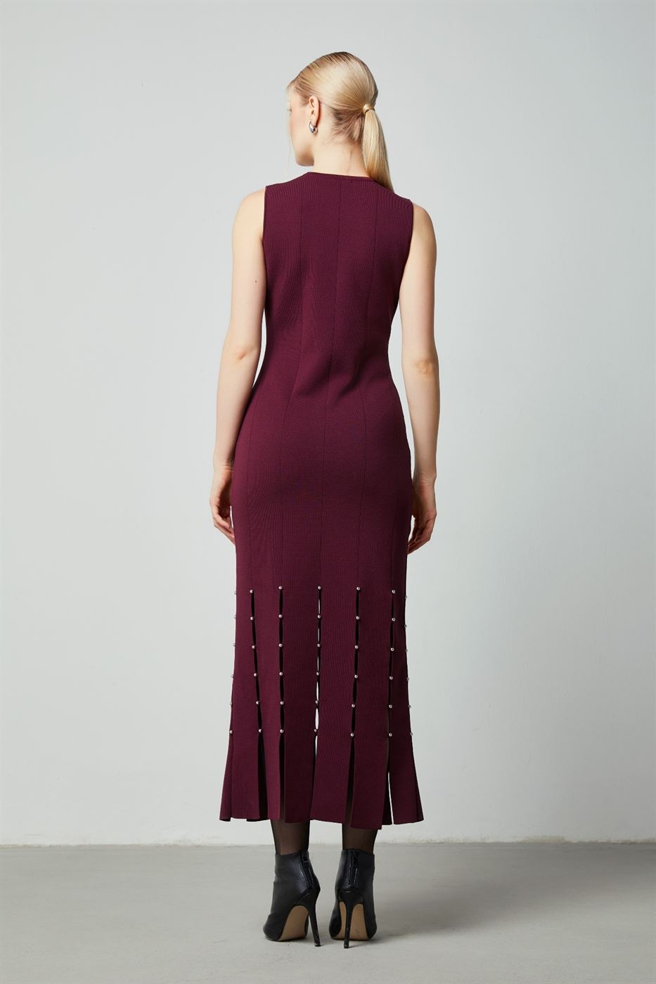 Pearl And Silts Details Dress - Femi9 EG