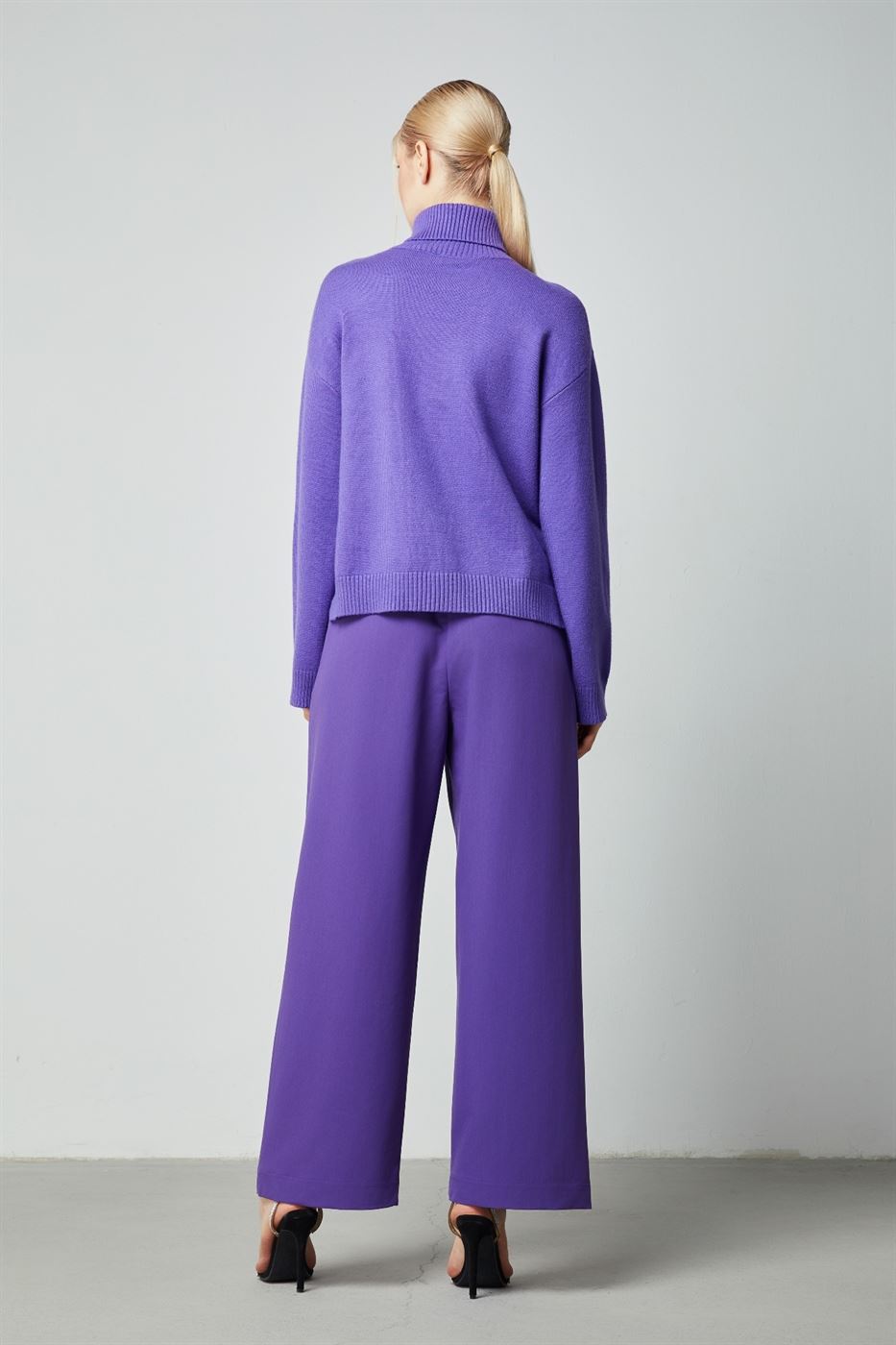Straight Cut Pants - Femi9 EG
