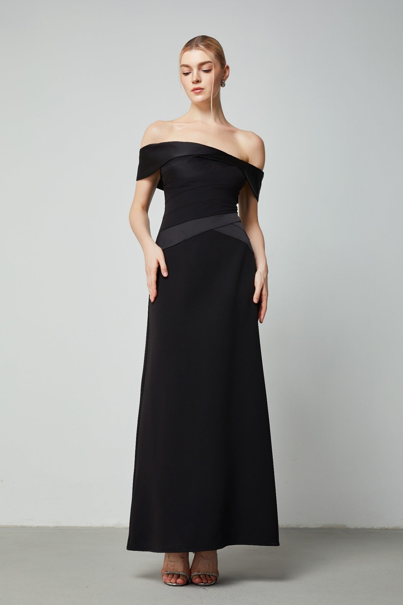 Off-Shoulder Fitted Dress - Femi9 EG