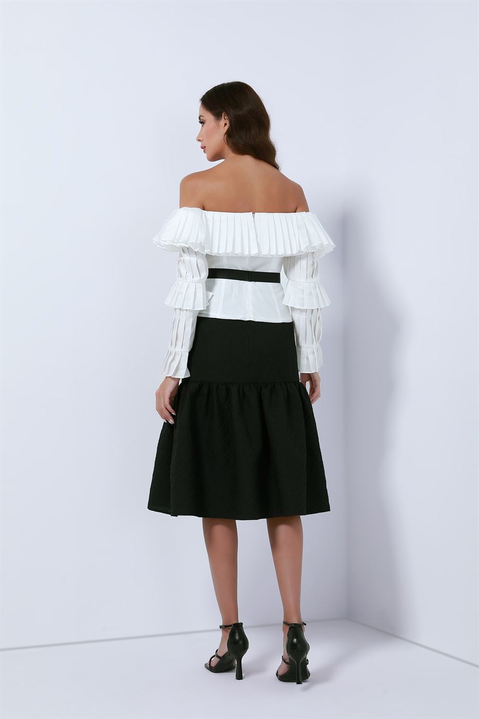 Off Shoulder Long Sleeve Top - Femi9 EG