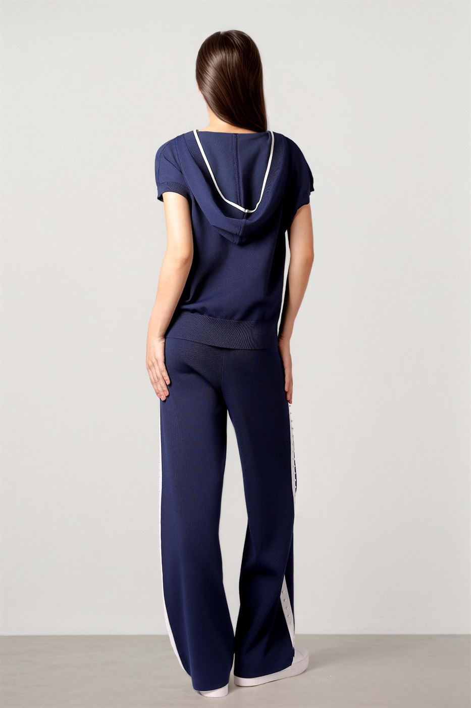 Knit Pants With Pearl Details