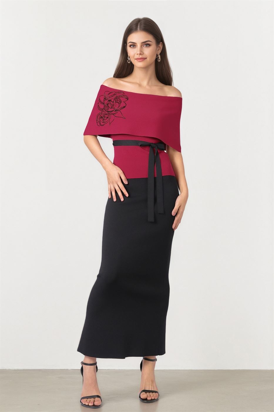 OFF SHOULDER BELTED TOP