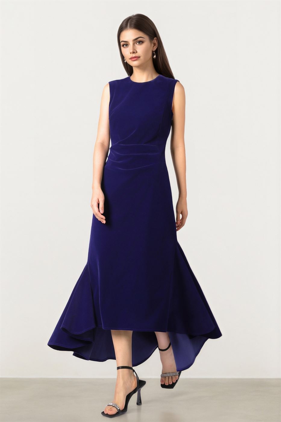 SLEEVELESS VELVET DRESS