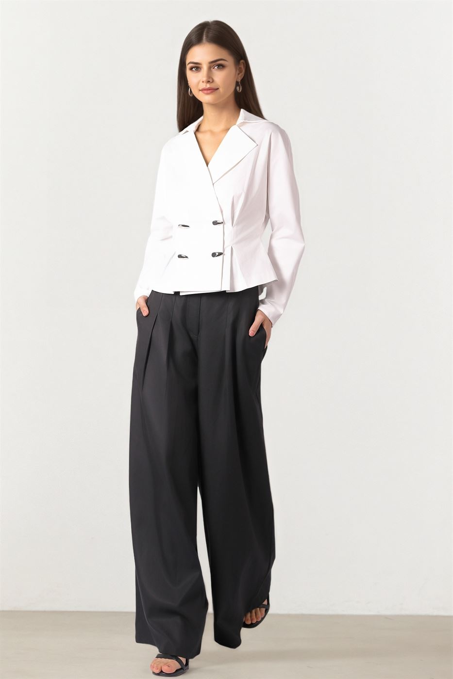 Crepe Wide-Leg Pants With Belt