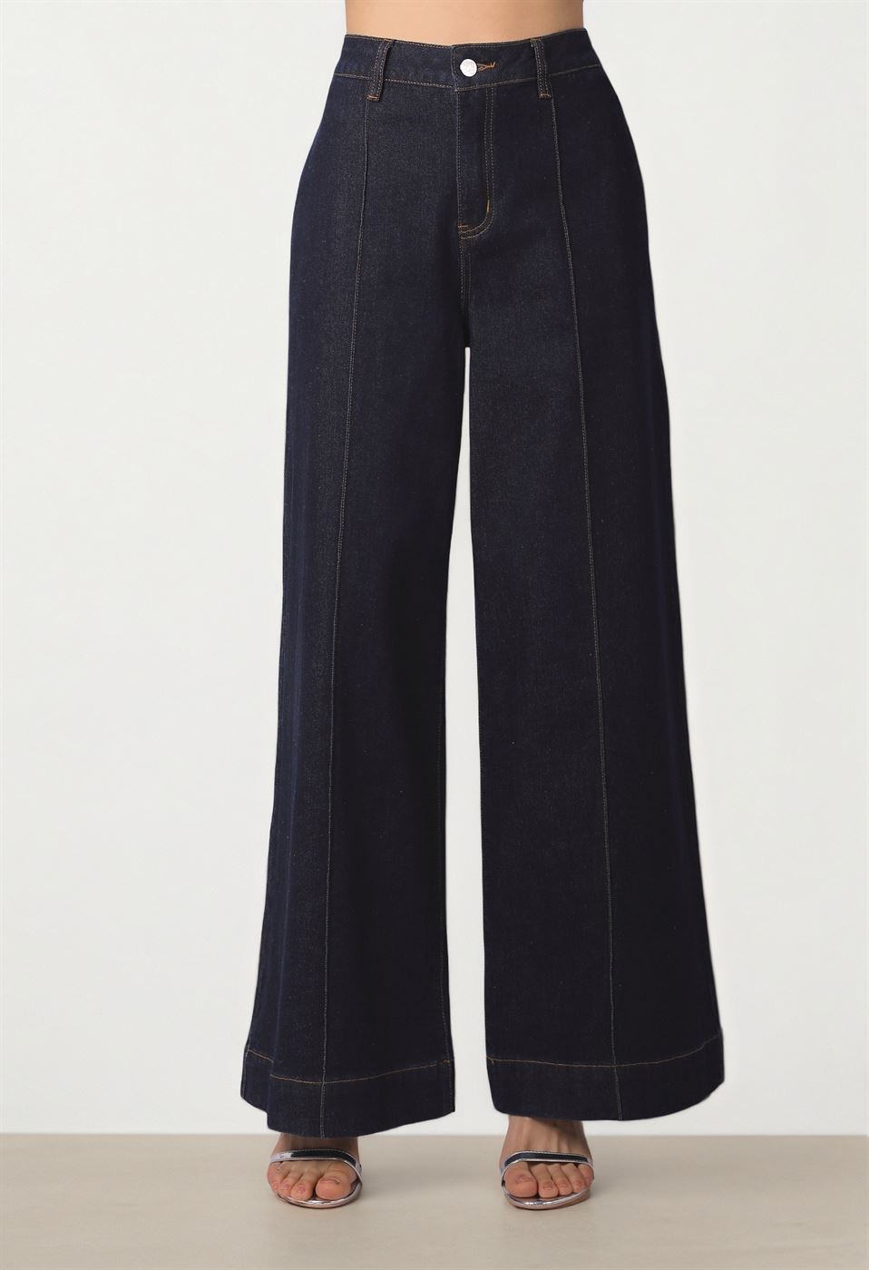 High Waist Wide-Leg Denim Jeans