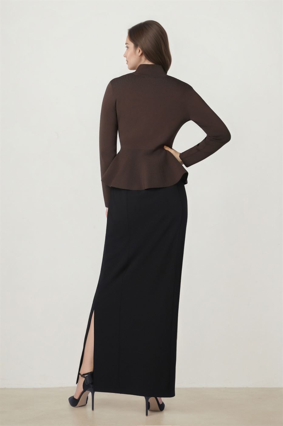 Classic Skirt With Slit - Femi9 EG