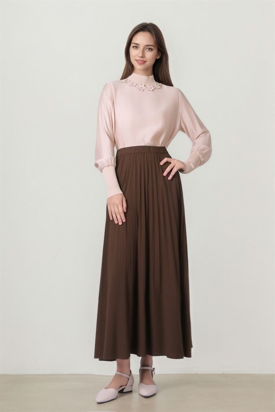 Blooml Neck Top - Femi9 EG