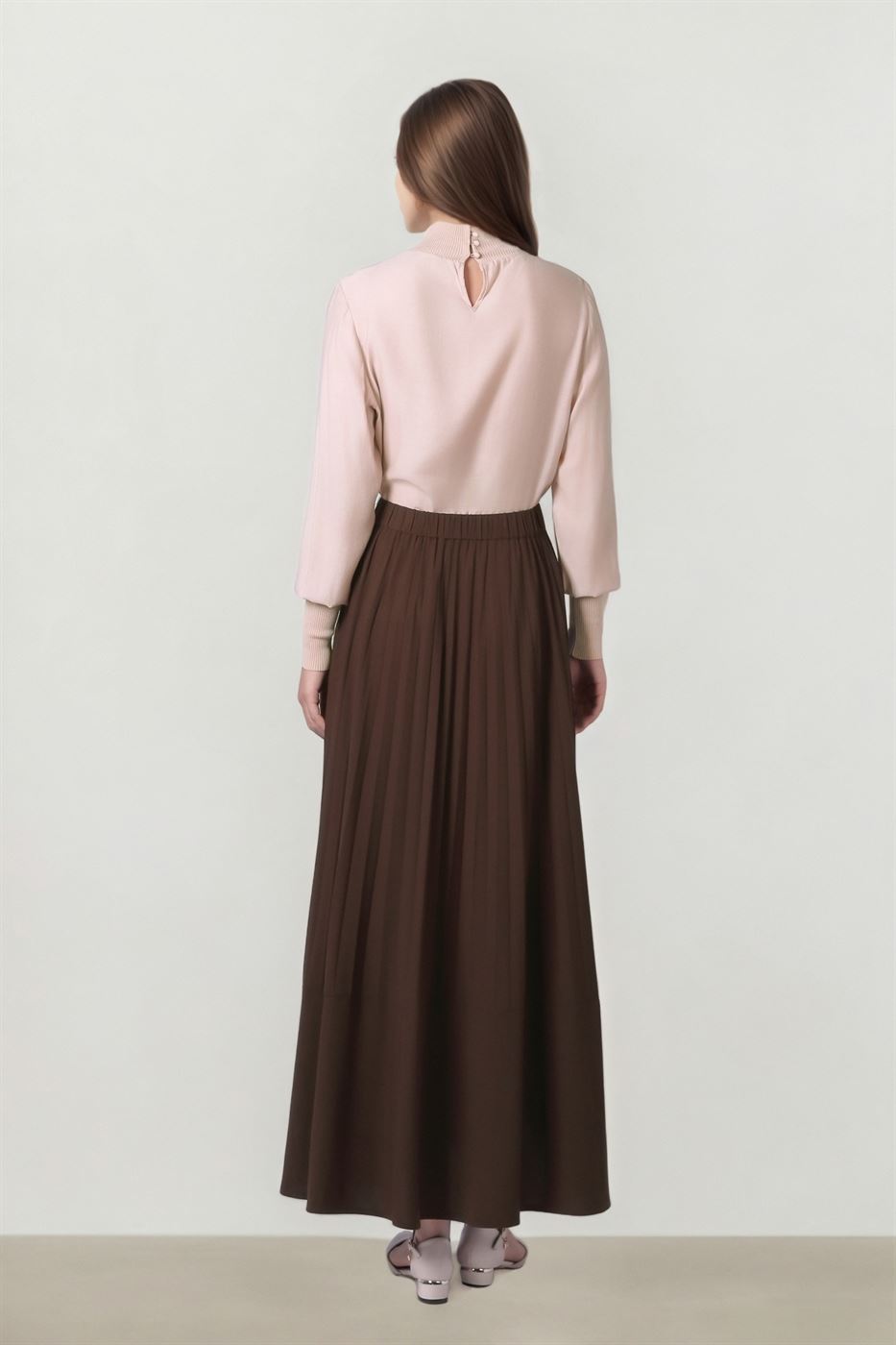 Blooml Neck Top - Femi9 EG