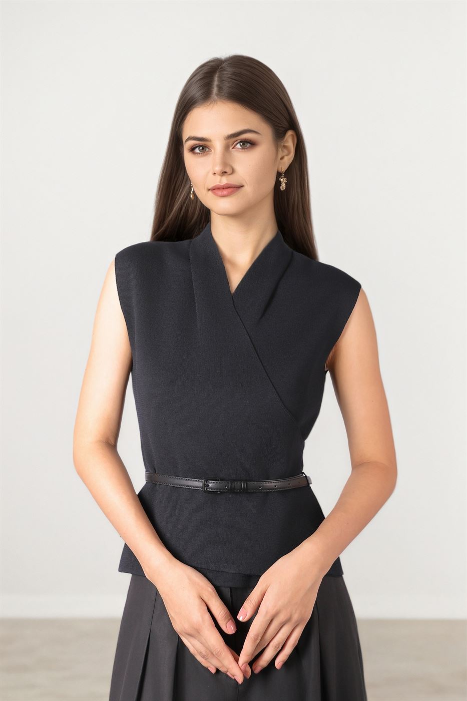 FOLDED NECK KNITTED TOP