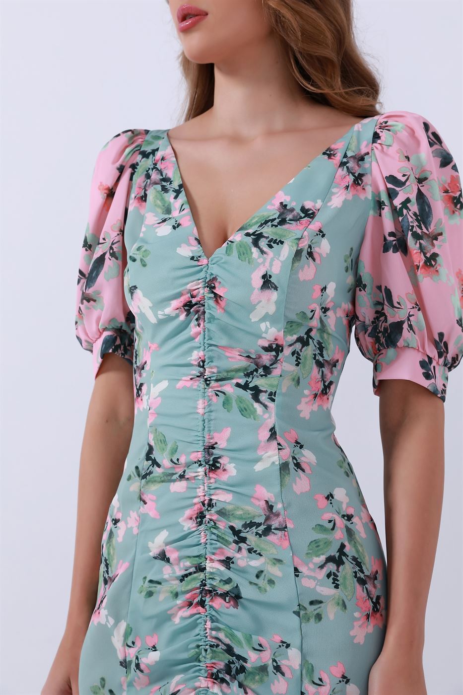 Printed Dress With Deep V Neck - Femi9 EG