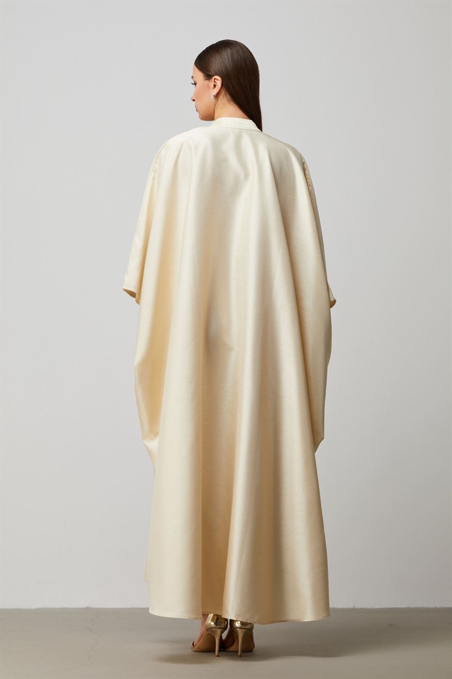 Embellished Details Elegant Kaftan