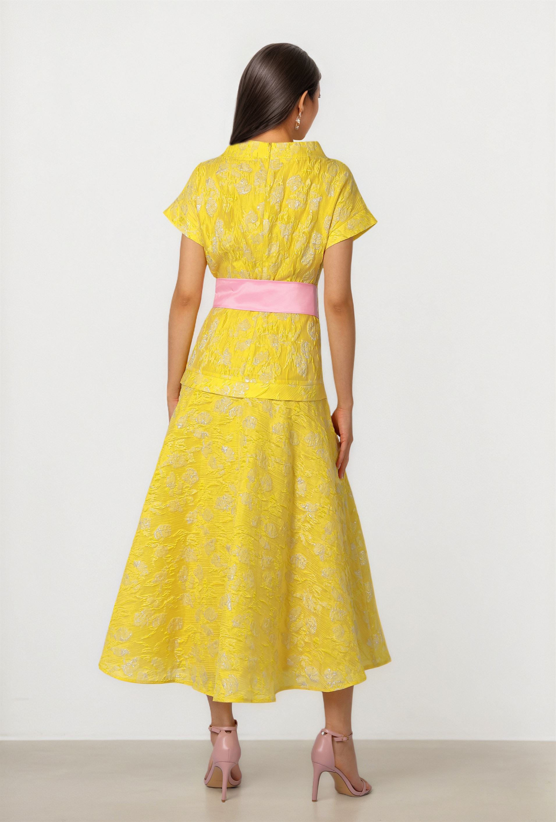 Contrast Belt Dress