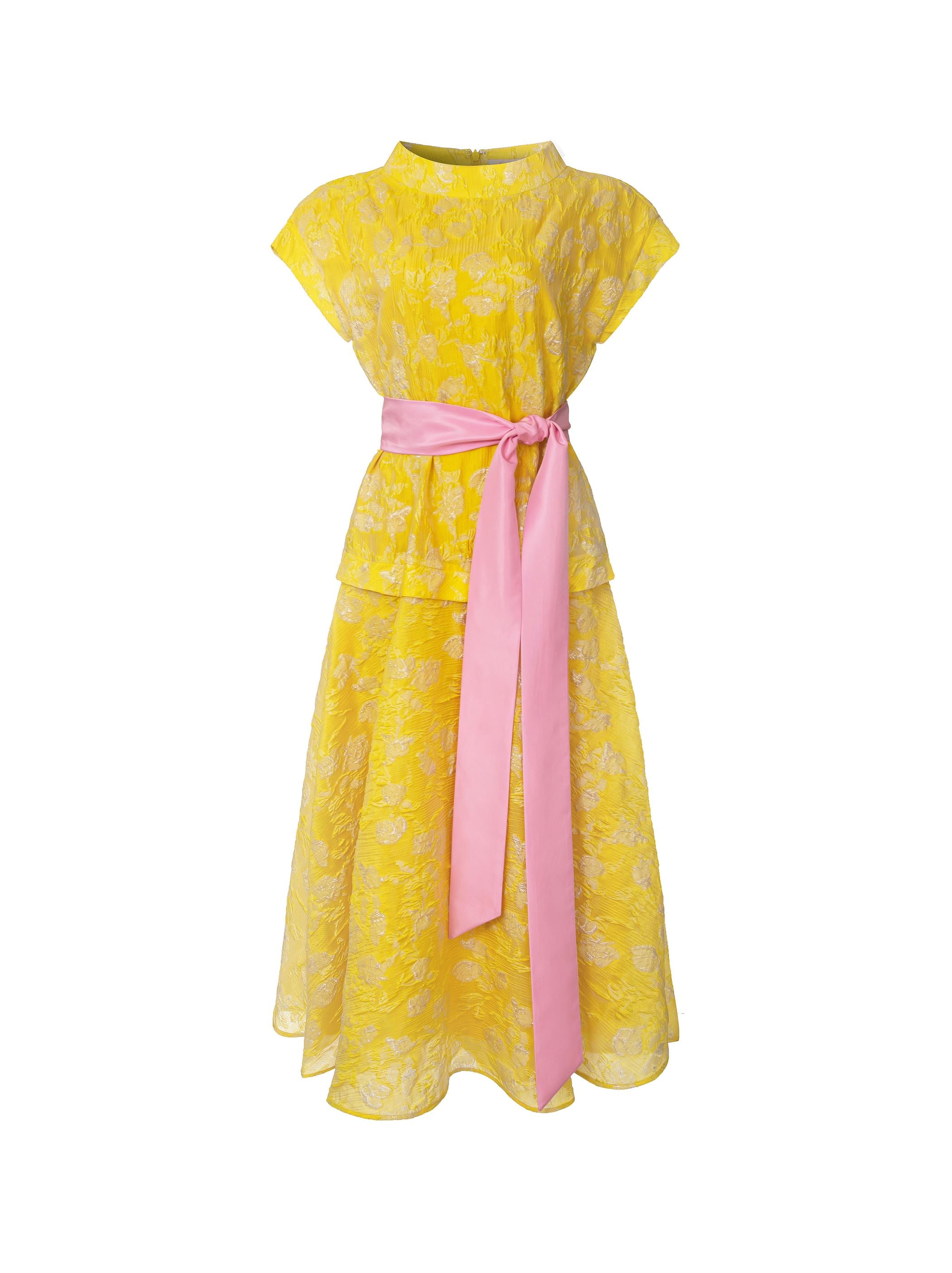 Contrast Belt Dress