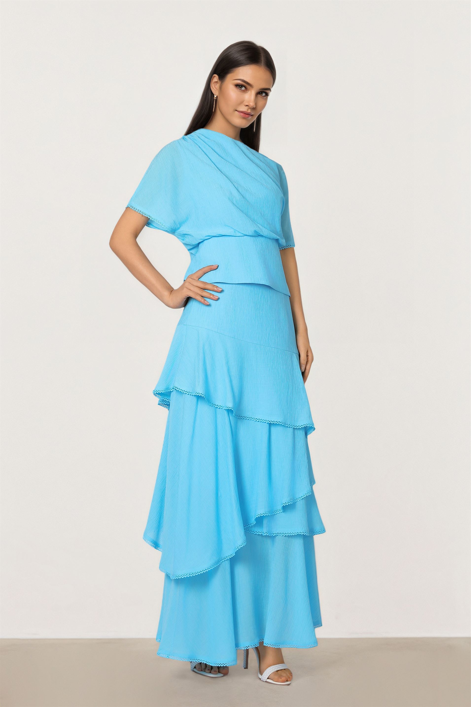 Asymmetric Shoulder Top