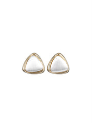 Two Tone Triangles