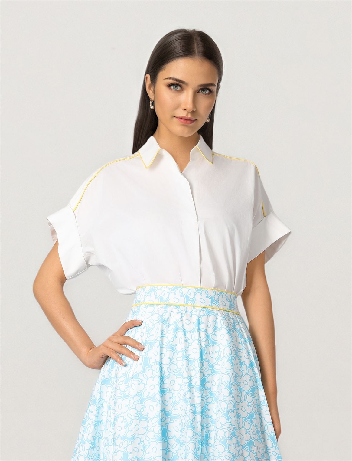 Piped Collar Top