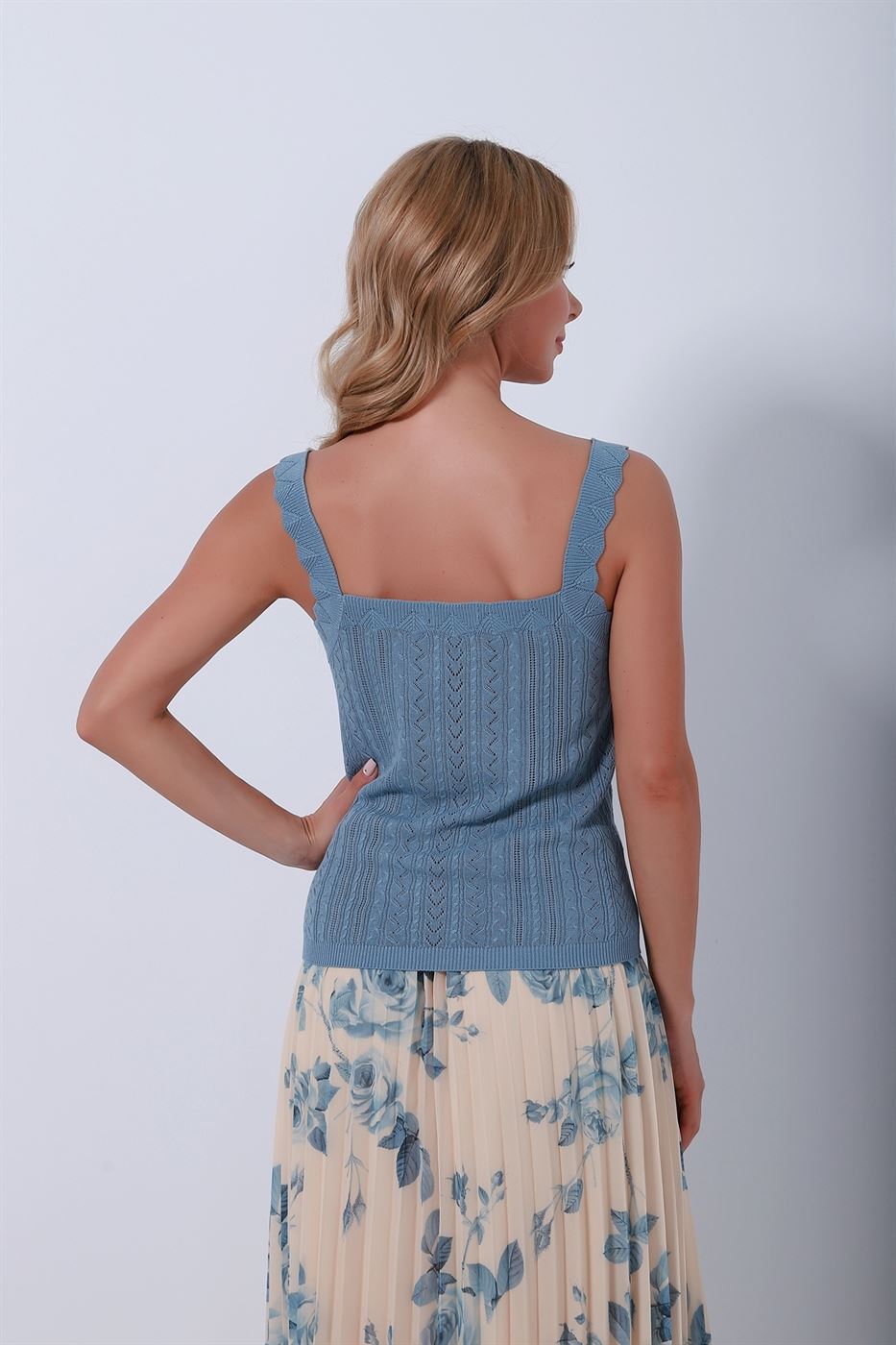 Buttoned Line Knitted Cardigan - Femi9 EG