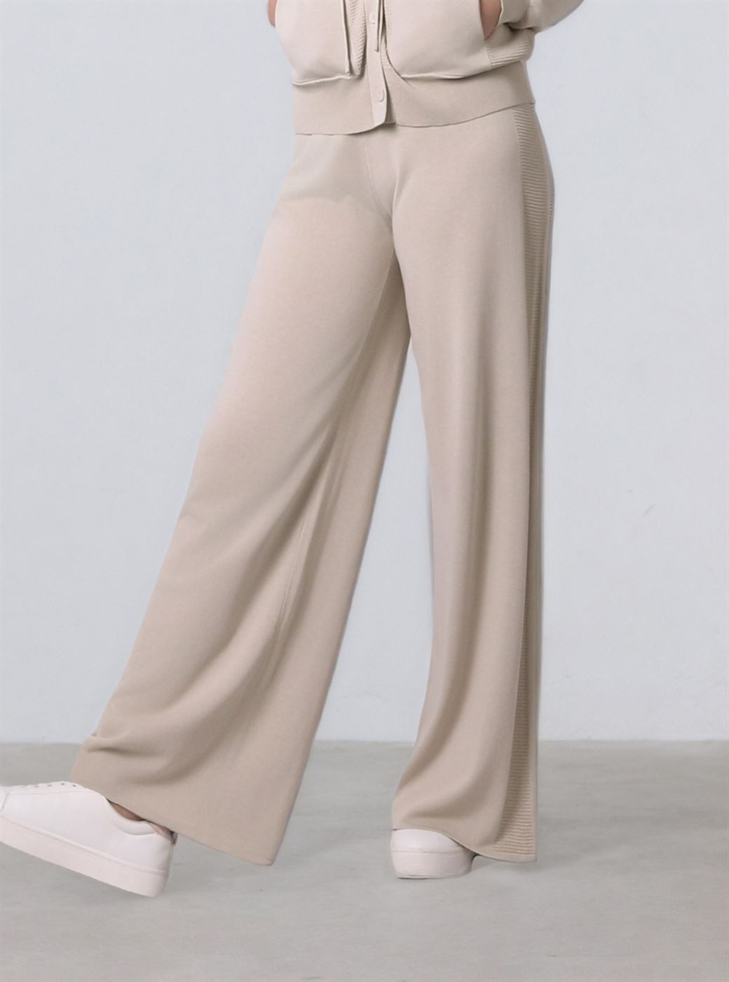 Beaded Culotte Pants - Femi9 EG