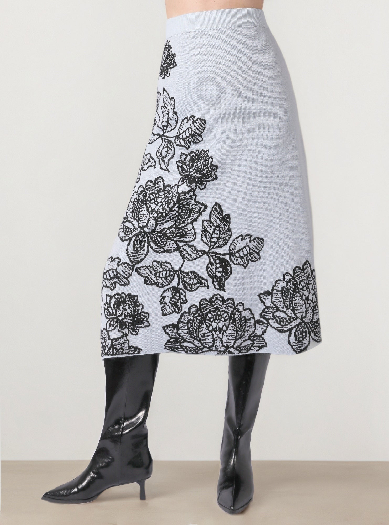 Blue-Black Knit Skirt