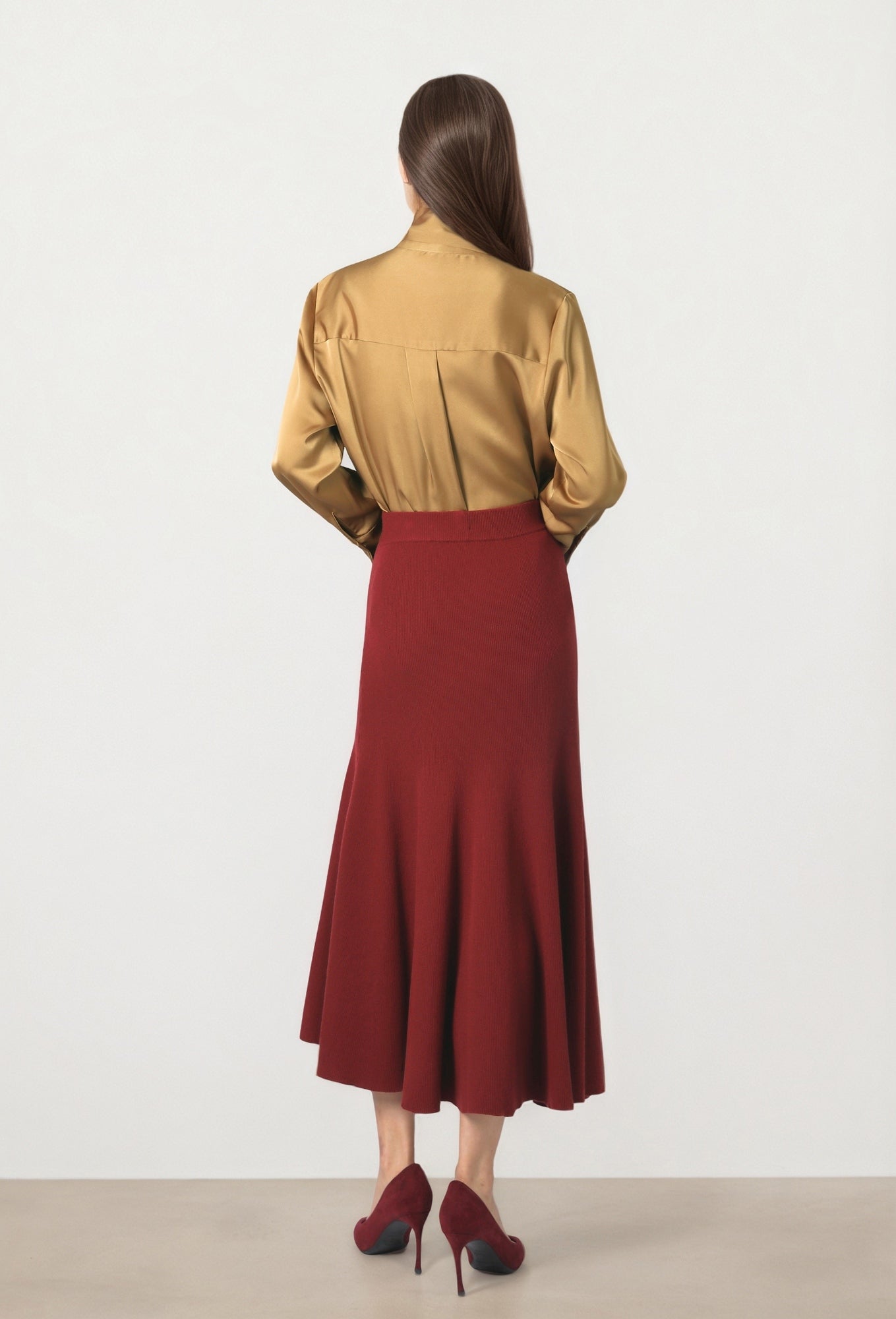 Satin Blouse Withِ Elegant Collar