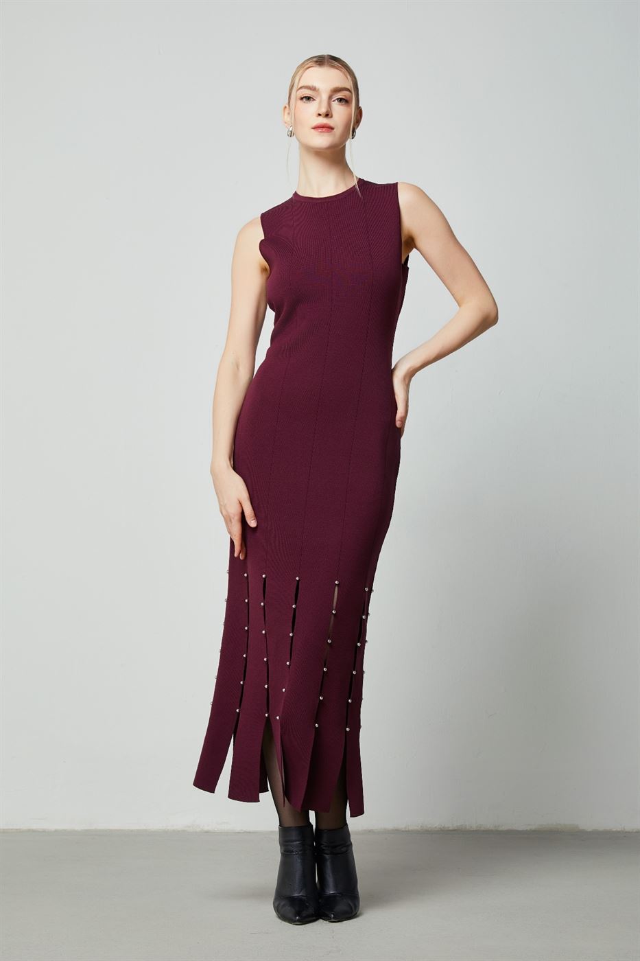 Pearl And Silts Details Dress - Femi9 EG