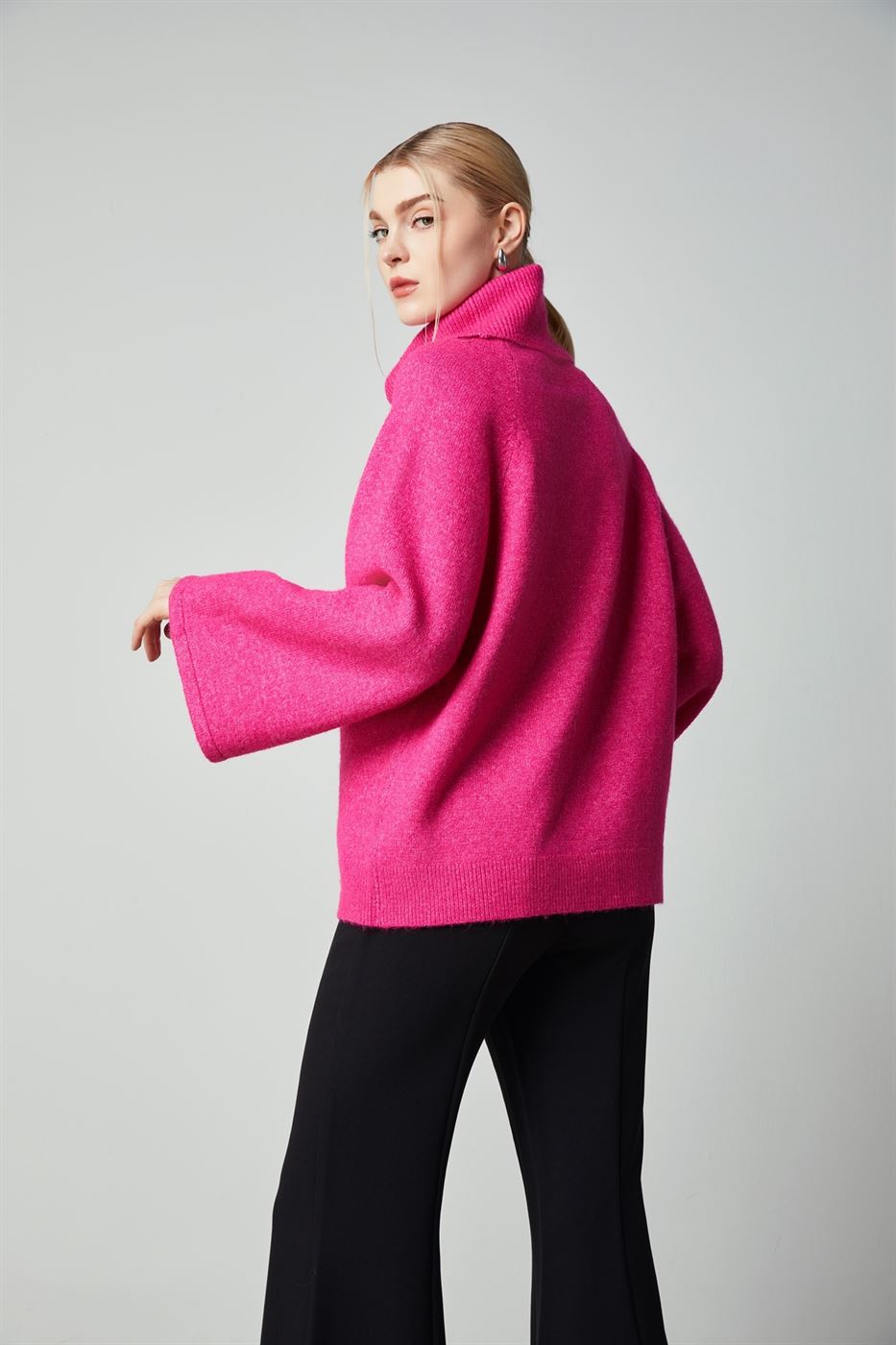 Turtleneck Loose Pullover - Femi9 EG