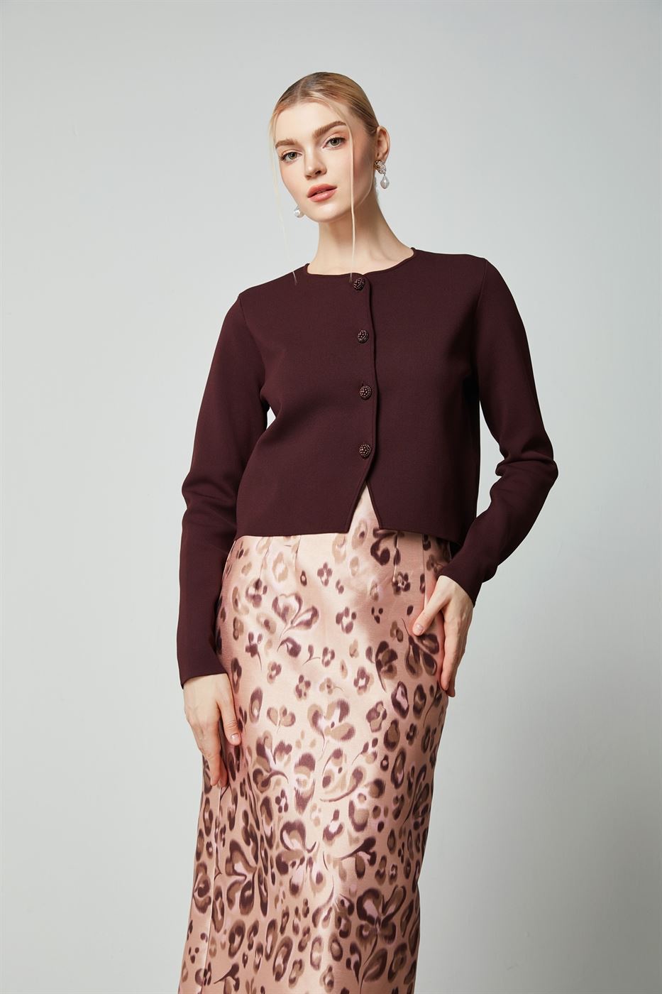 Flower Buttons Cardigan - Femi9 EG