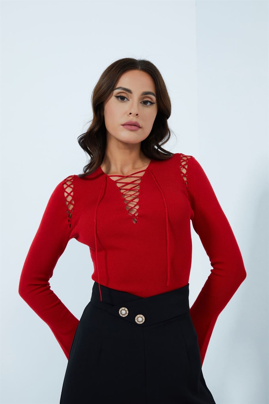 Lace-Up Pullover - Femi9 EG